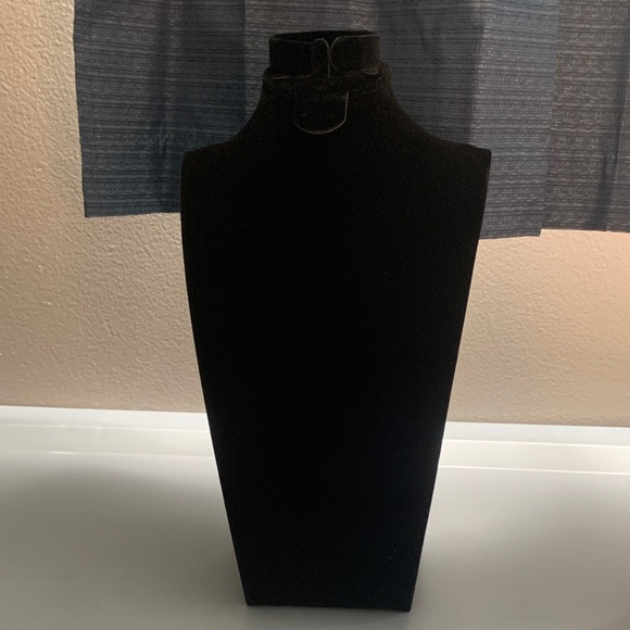All-in-one Black Velvet Jewelry NWOT Display Stand - Picture 4 of 9